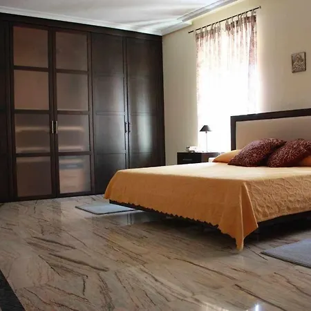 Santa Ana Apartment