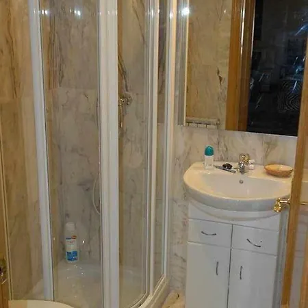 Santa Ana Apartment Plasencia